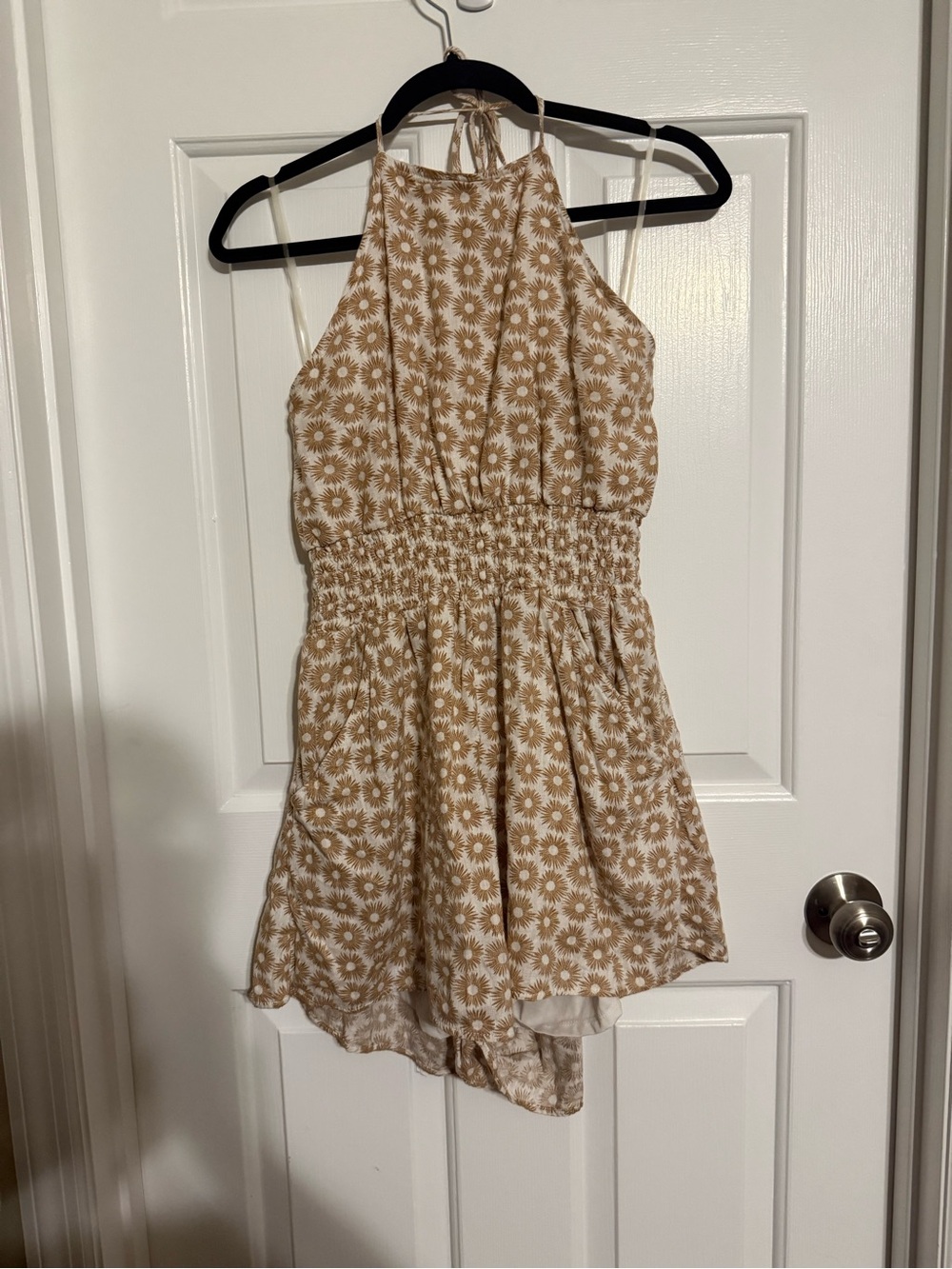 NWT American Eagle Linen Blend Floral Halter Neck Romper Medium Smocked Back